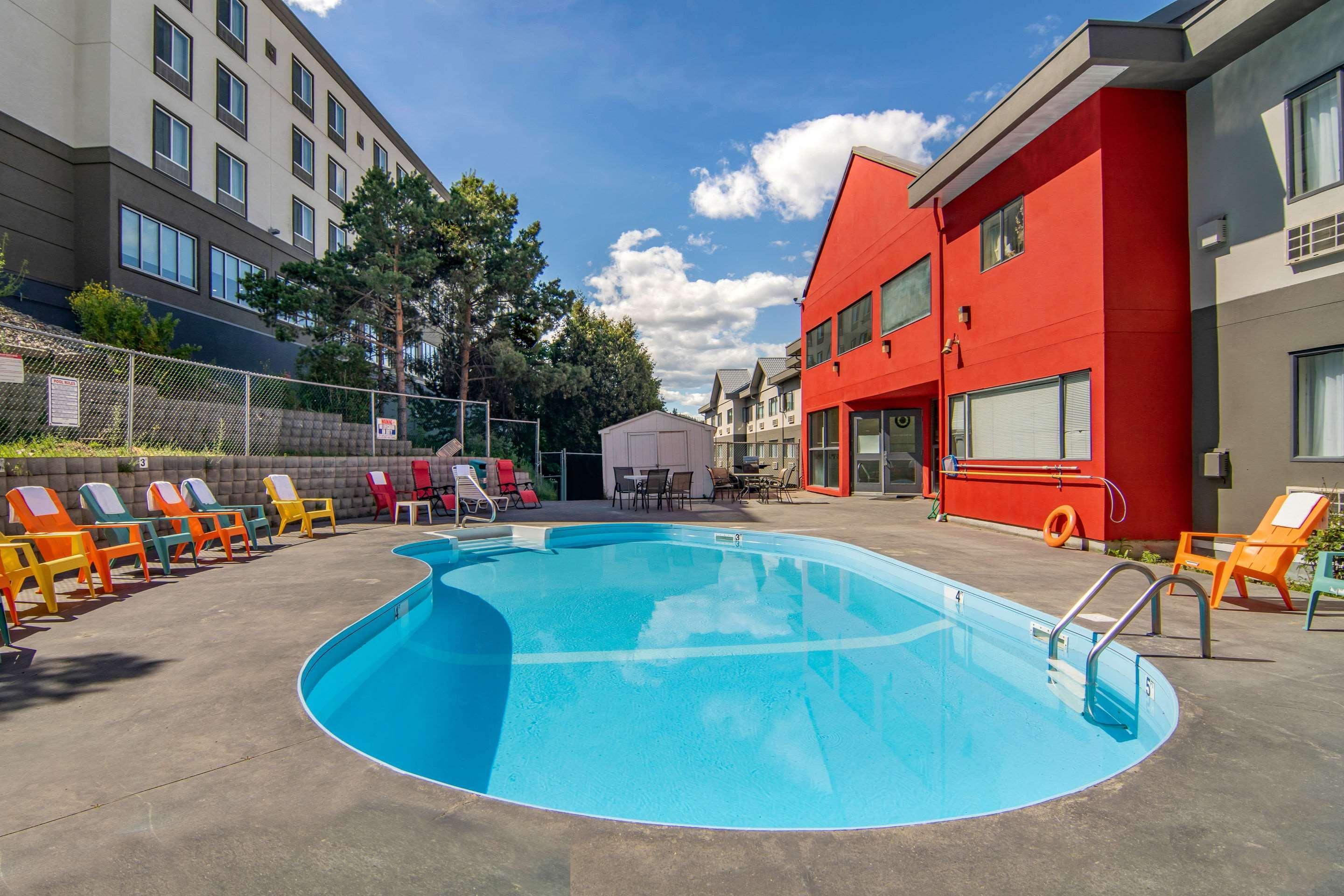 Quality Inn Kamloops Exterior photo